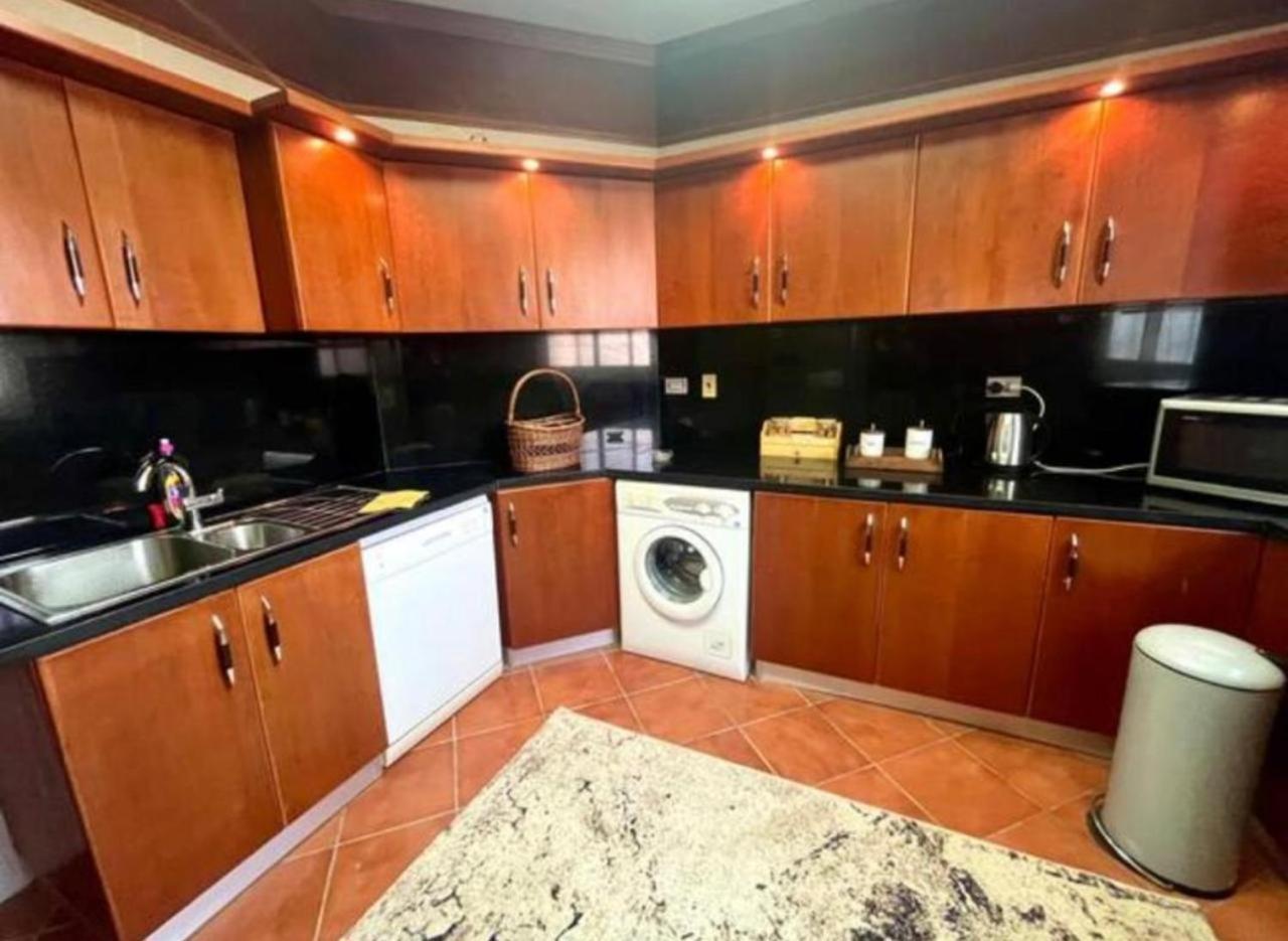A Sea View Spacious Cheering 5 Bedroom Villa Ain Sokhna "Ain Bay" فيلا كاملة للإيجار قرية العين باي Ain Suchna Exterior foto