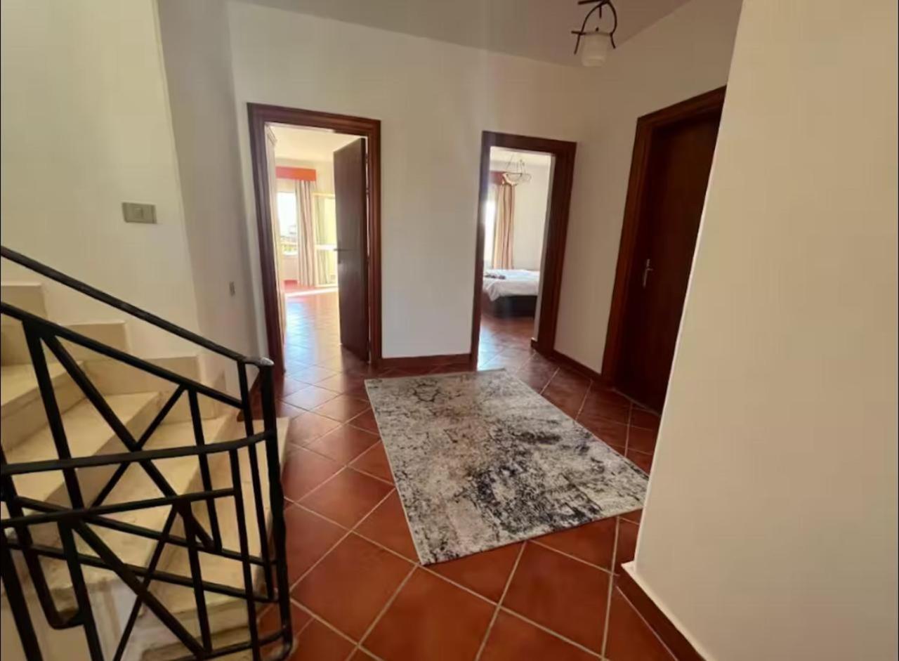 A Sea View Spacious Cheering 5 Bedroom Villa Ain Sokhna "Ain Bay" فيلا كاملة للإيجار قرية العين باي Ain Suchna Exterior foto