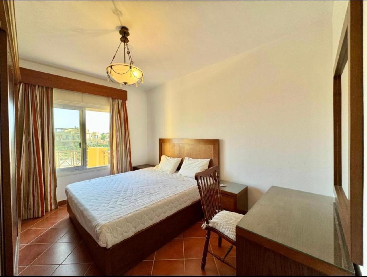 A Sea View Spacious Cheering 5 Bedroom Villa Ain Sokhna "Ain Bay" فيلا كاملة للإيجار قرية العين باي Ain Suchna Exterior foto