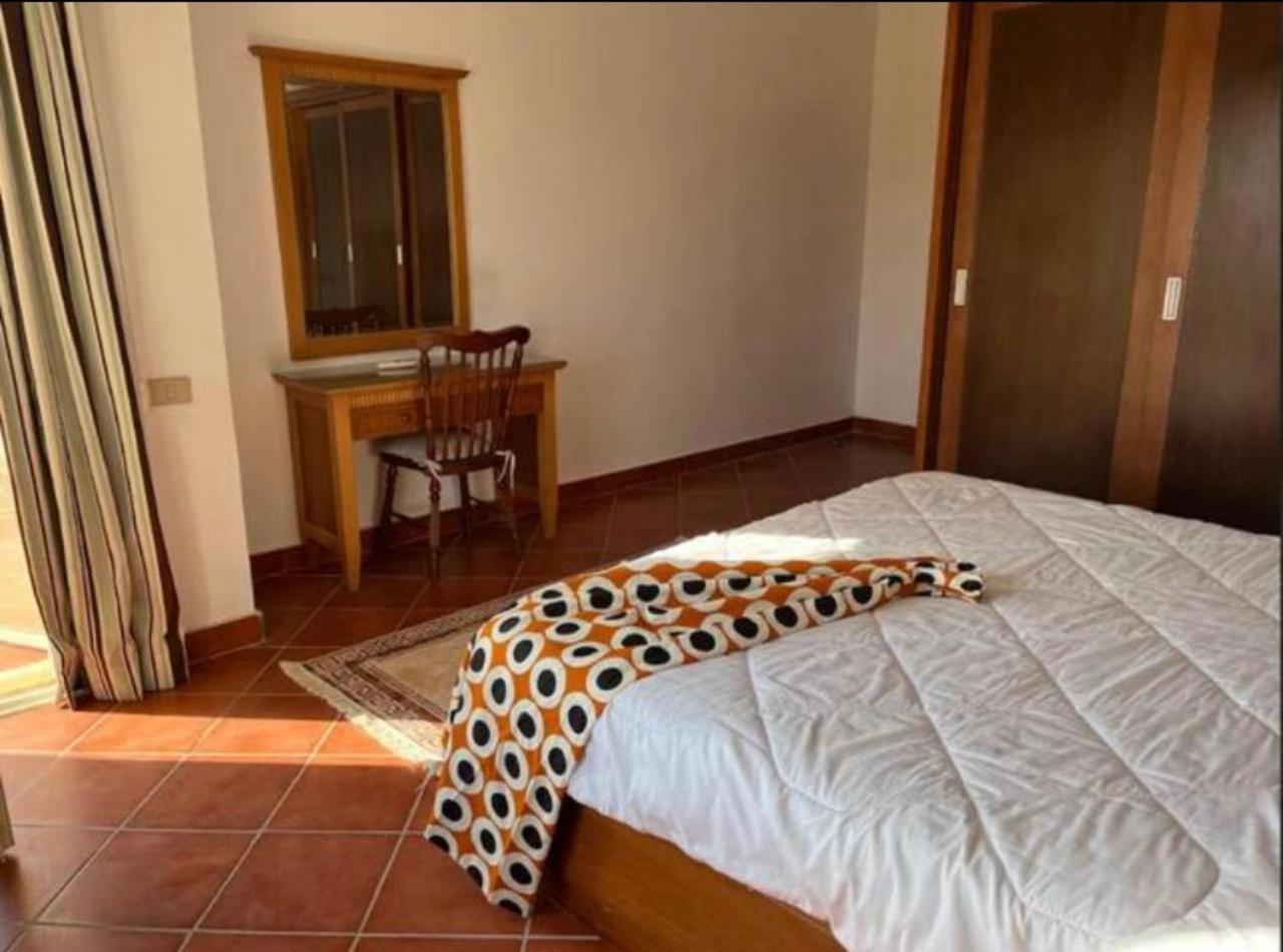 A Sea View Spacious Cheering 5 Bedroom Villa Ain Sokhna "Ain Bay" فيلا كاملة للإيجار قرية العين باي Ain Suchna Exterior foto